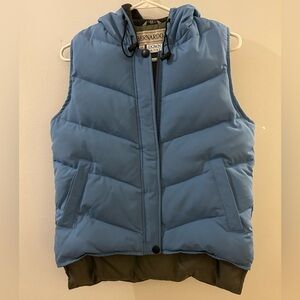 Bernardo hooded down duvet Puffer Vest Women’s XS Light Blue Quilted
